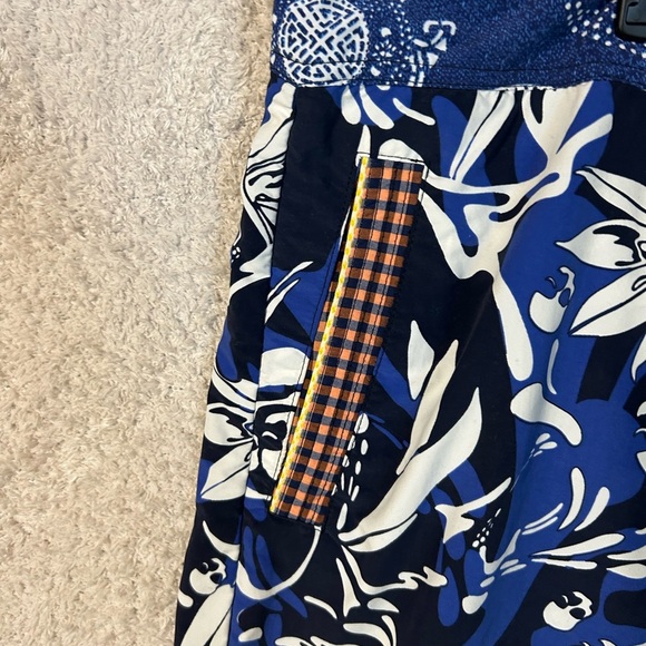 Robert Graham Swim Trunks Men's 40x9 Abstract/skull Board Shorts Beach Vacation - Picture 2 of 11